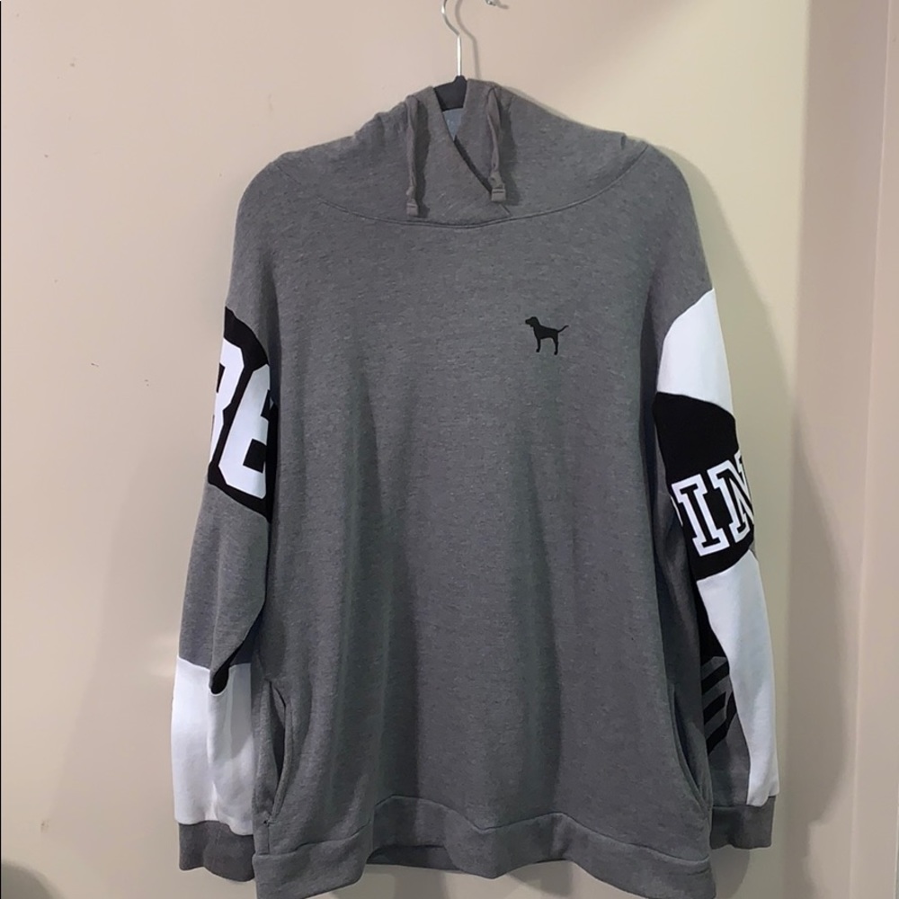 VS black and white hoodie
